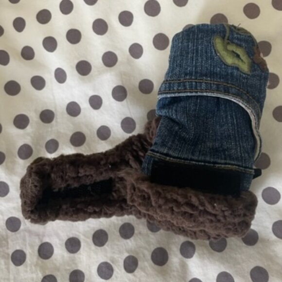 Kids' Jean Mittens With Embroidery - Picture 3 of 5
